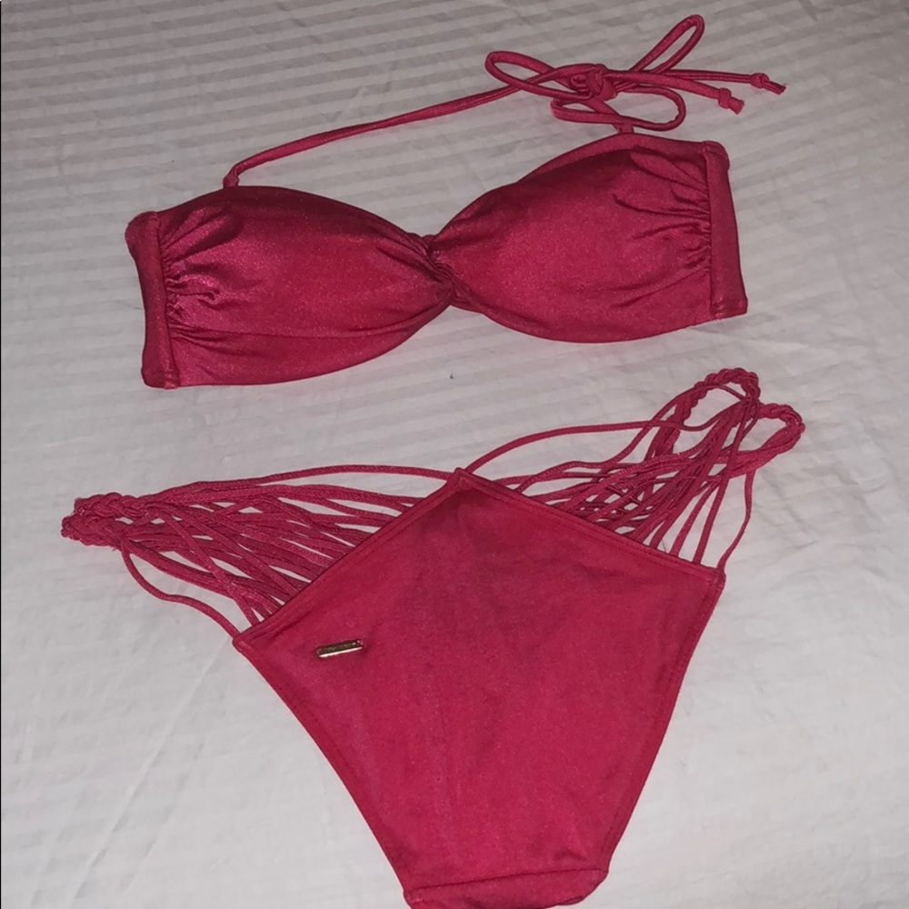 Sexy Victoria’s Secret Bikini